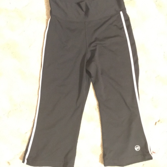 EUC Mossimo Athletic Yoga crop Pants leggings M - Picture 1 of 4
